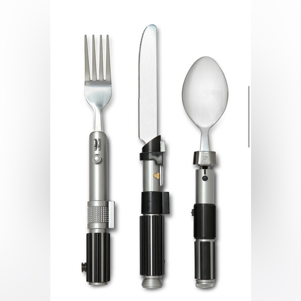 Star Wars Black and Silver Lightsaber Utensil Set